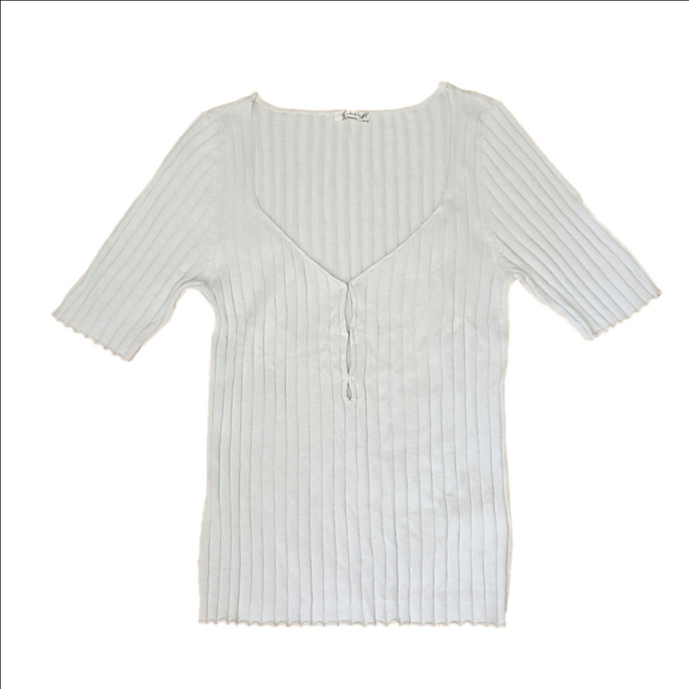 NWOT FREE PEOPLE Diamond neckline half sleeve ribbed knit top